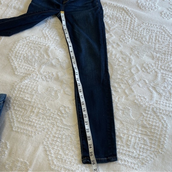 Women's Blue Jeans - Picture 7 of 7
